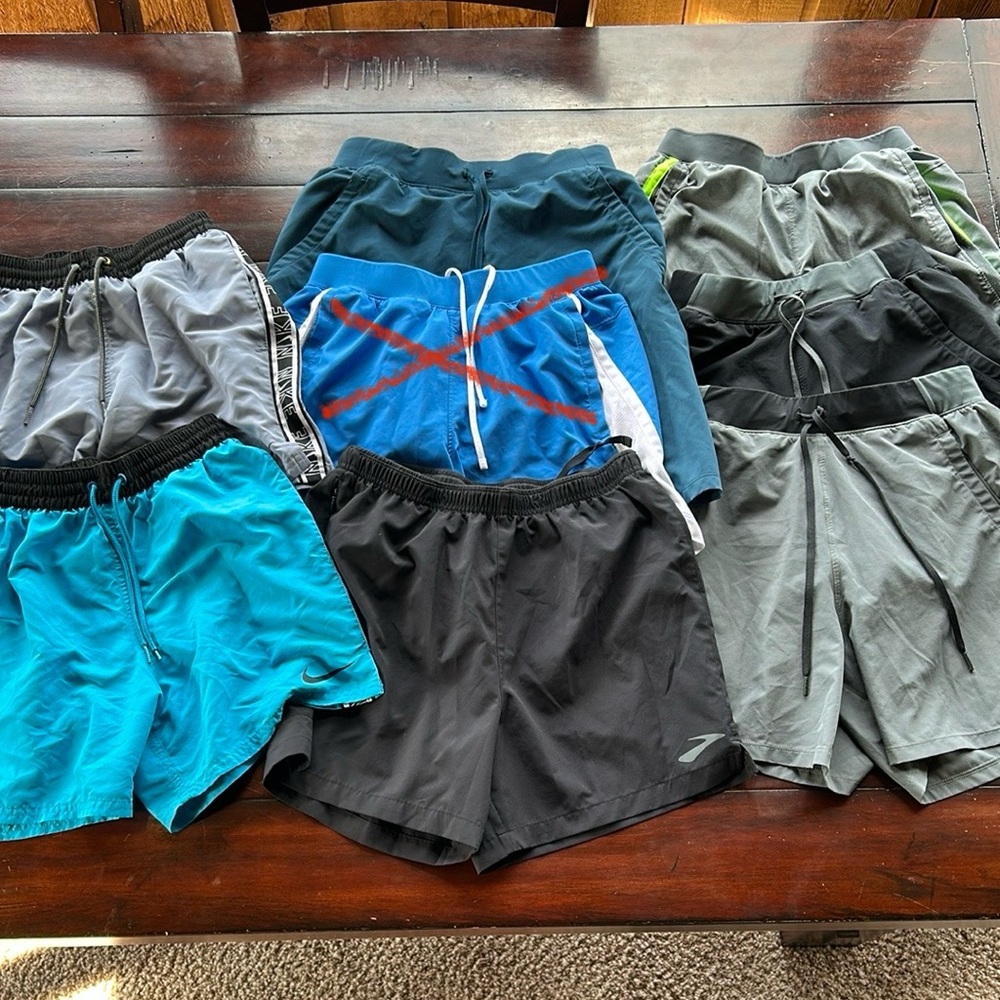 Running shorts lot. Each pair only worn a couple of times. Nike, Brooks, UA